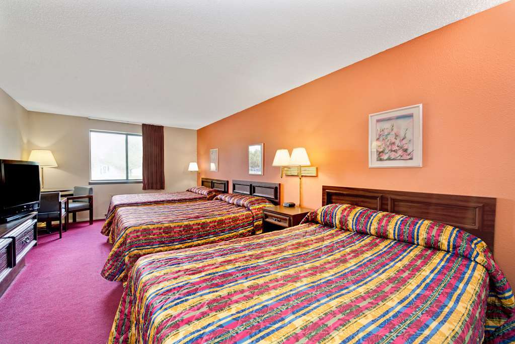 Super 8 By Wyndham ShelbyvilleShelbyville  Szoba fotó