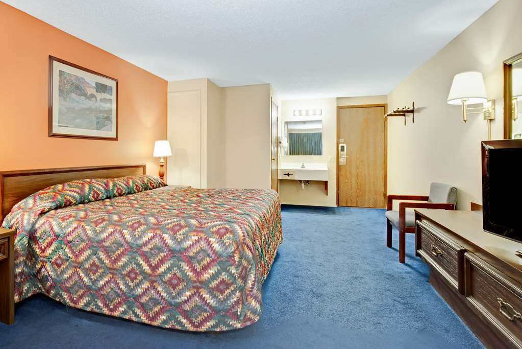 Super 8 By Wyndham ShelbyvilleShelbyville  Szoba fotó